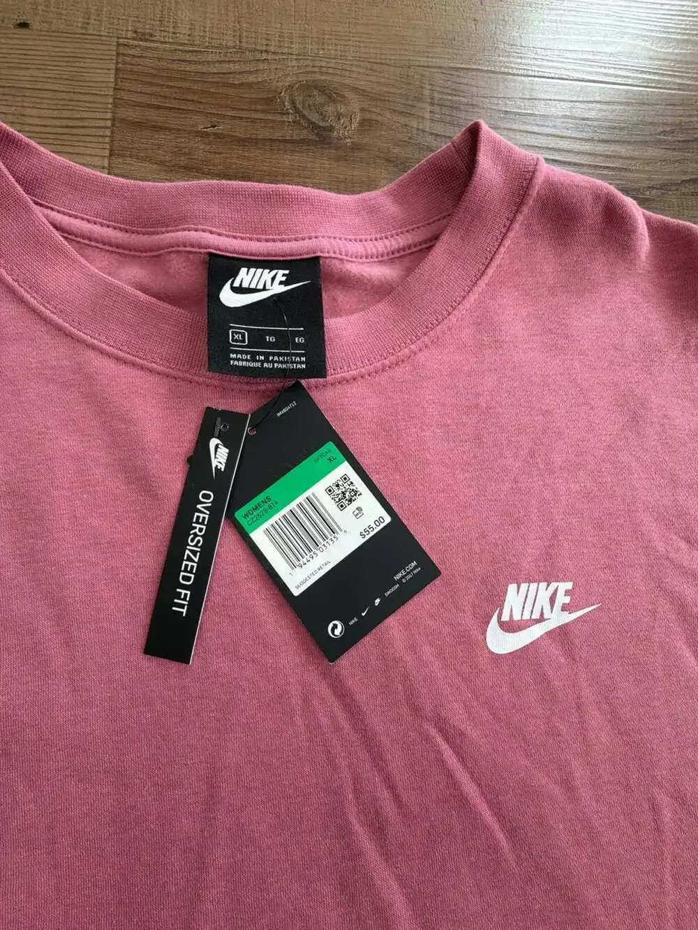 Nike Women's Oversized Crew Fleece Sweatshirt Pink